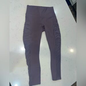 Women’s Fabletics Plum Leggings